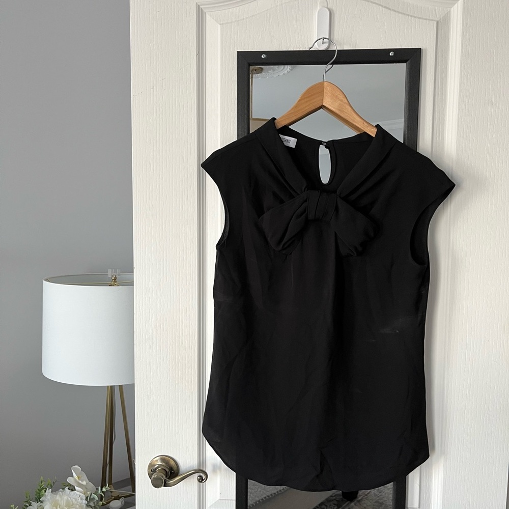 MOSHINO black top 100% Silk